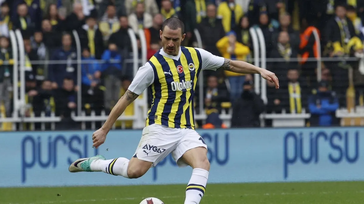 Son dakika haberi Fenerbahçe'de Leonardo Bonucci futbolu bırakma kararı aldı