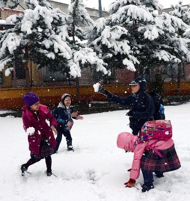 Erzurum’a 10 Kasım’da 10 santim kar yağdı