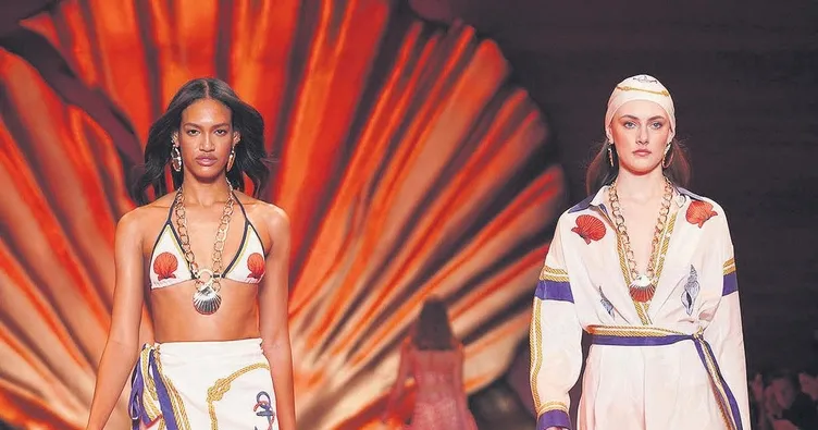 Yaşlandıkça kulaklarım büyüyor