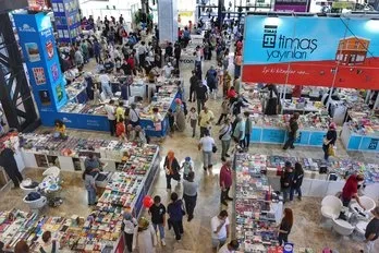 15-kocaeli-kitap-fuari-kapilarini-aciyor-1759434602722.jpeg
