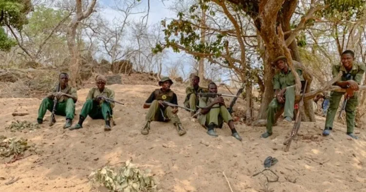 Nijerya’da peş peşe trajedi: Silahlı saldırı ülkeyi sarstı! Maden ocağı yerle bir oldu