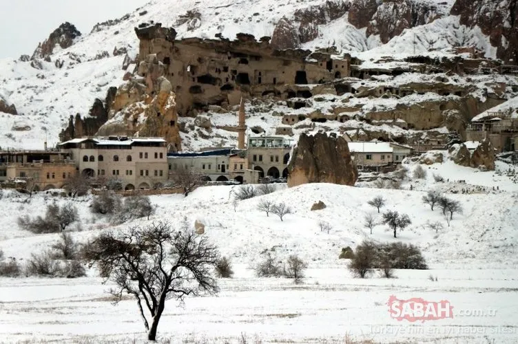 Peri bacaları karla kaplandı