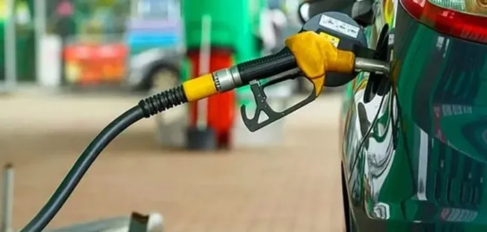 son-dakika-motorin-fiyatlari-icin-beklenen-indirim-geldi-benzin-indirimi-yapildi-mi-1647297639672.jpg