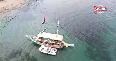 Sinop’ta gezi teknesi karaya oturdu