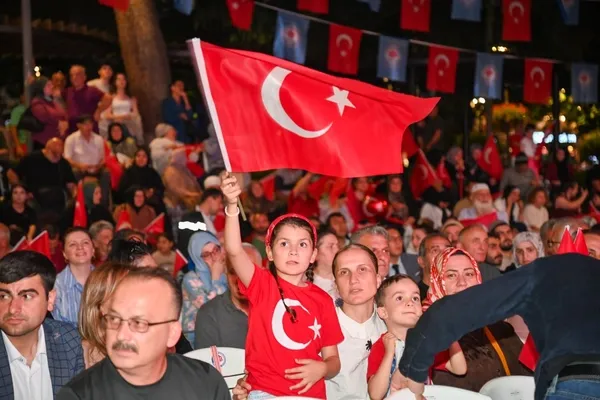 trabzonda-15-temmuz-sehitleri-dualarla-yad-edildi-1784143130792.jpeg