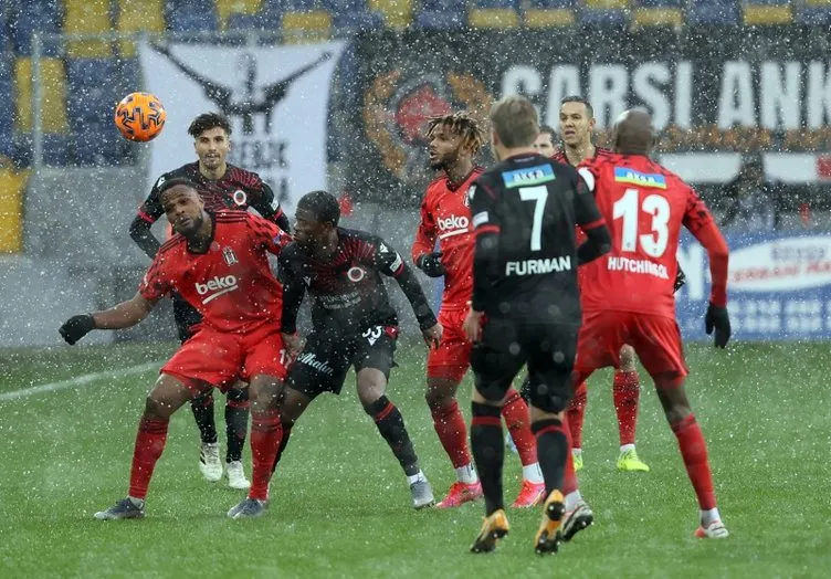 Son dakika: Beşiktaş maçı sonrası açıkladı! Yönetim, Sergen Yalçın ile... Beşiktaş’ın ikinci golü ofsayt mı?