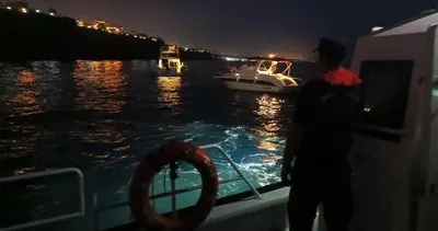 Gece motoru arızalan tekne kurtarıldı #antalya