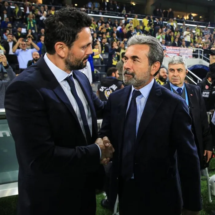 Erman Toroğlu'ndan o isme sert yorum!