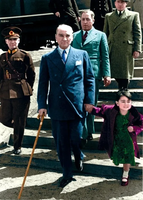 Atatürk Albümü