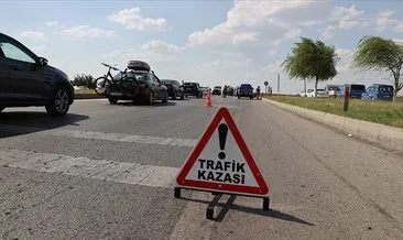 Adana'da kamyonet ile taksi çarpıştı: Çok sayıda yaralı var #adana