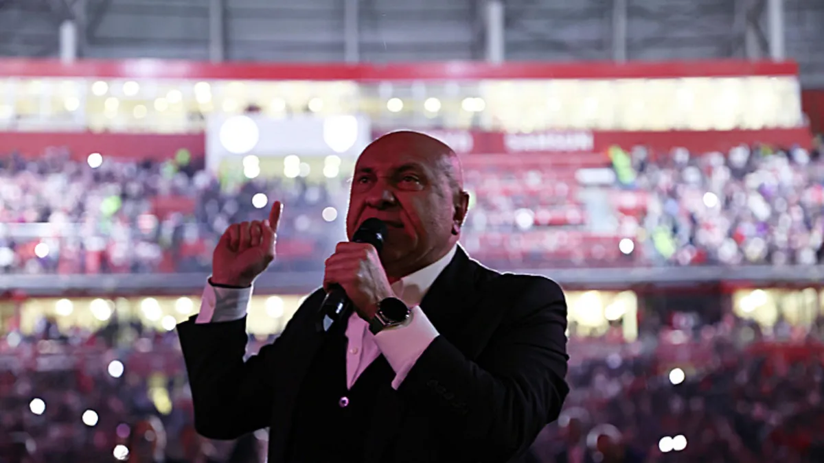 Samsunspor’da Yüksel Yıldırım yeniden başkan! Samsunspor’da Yüksel Yıldırım yeniden başkan!