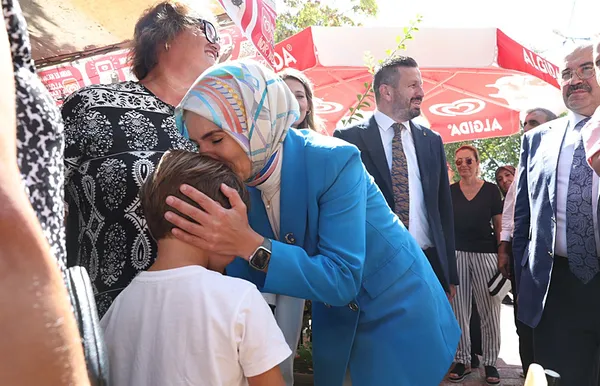 bakan-goktas-kalben-cocuk-koyunde-devlet-himayesindeki-cocuklarla-bulustu-1788513564275.jpeg Bakan Göktaş Kalben Çocuk Köyü'nde devlet himayesindeki çocuklarla buluştu