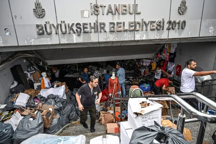 Eminönü'nde selin ardından son durum