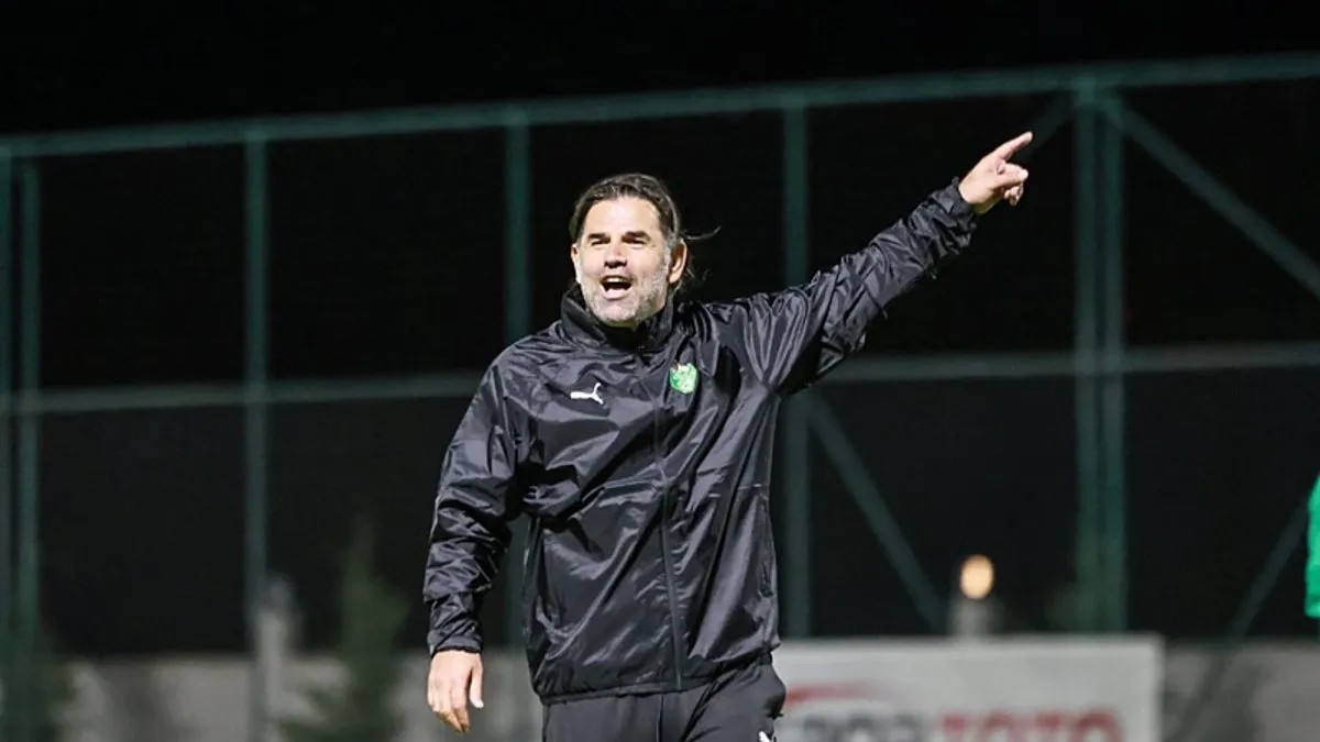 İbrahim Üzülmez, Iğdır FK'yi şampiyonluk yarışında tutmayı hedefliyor