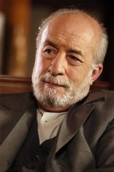 kozinoglu-sorusturmasinda-yeni-gelisme-kurtlar-vadisinin-omer-babasi-da-ifade-verecek-savcilik-omer-babayi-din-1789999300562.jpg
