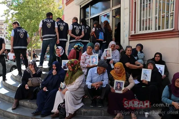 Sanatçılardan Diyarbakır'da nöbet tutan annelere destek