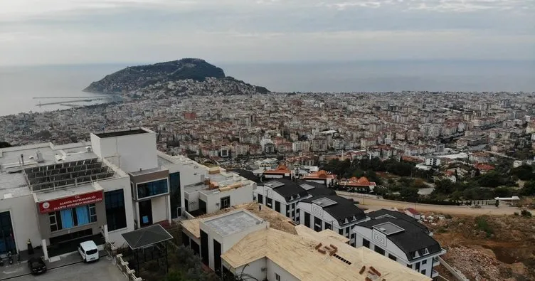 Alanya’da huzurevi ziyaretçilere kapatıldı