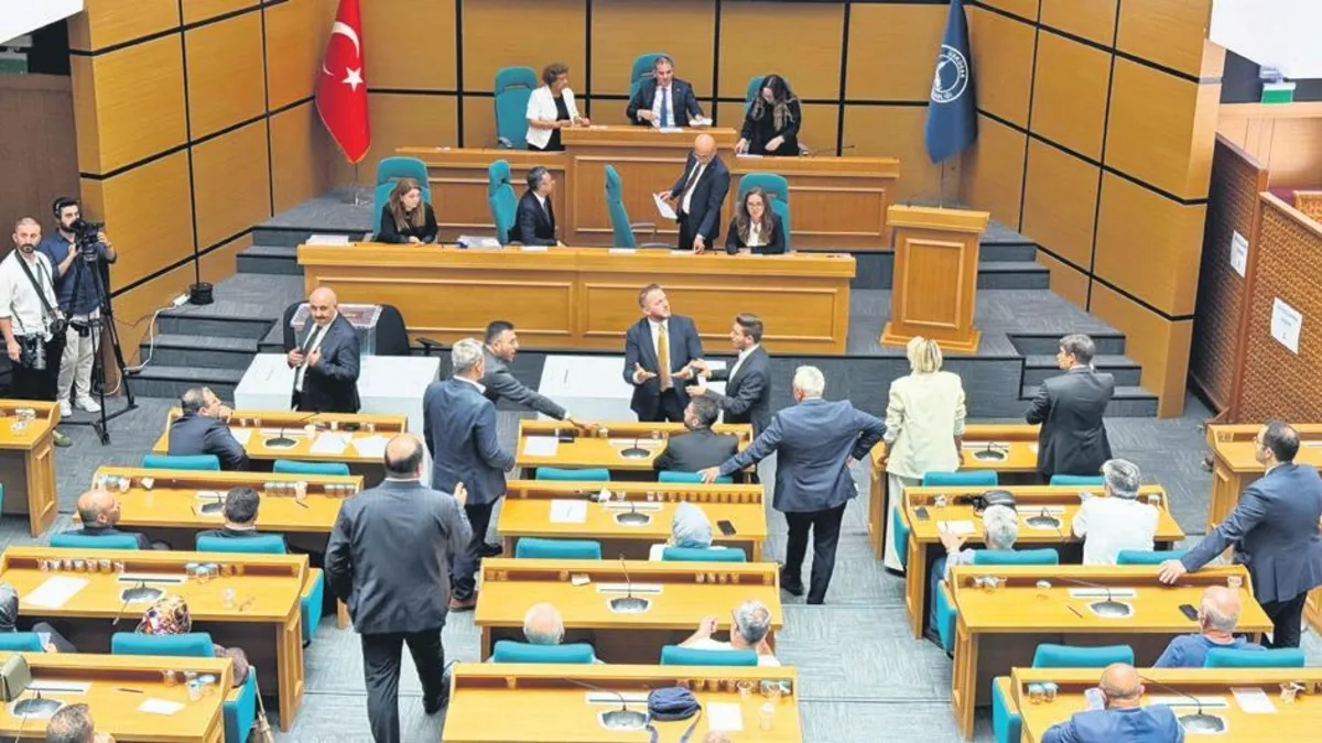 Şaibeli seçim yeniden yapılacak