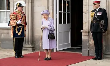 Kraliçe Elizabeth hasta mı? Tahta çıktığı tarihten bu yana ilk kez...