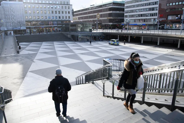 SON DAKİKA HABERİ | Corona virüs dünyada yayılmaya devam ediyor! İşte ülke ülke corona virüs rakamları!