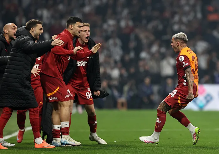 son-dakika-besiktas-galatasaray-dev-derbide-beraberlik-golu-1743273765838.jpeg