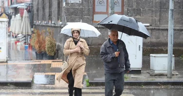 Meteoroloji ve AFAD alarm verdi: İstanbul dahil 15 ile sağanak yağış ve fırtına uyarısı!
