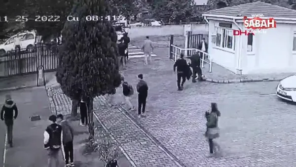 Okulda öğretmene tekmeli- yumruklu saldırı kamerada | Video