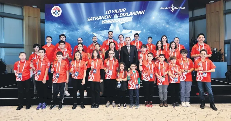 Satrancın yıldızları başarıya koşuyor