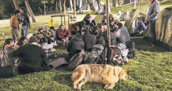 İstanbul geceyi dışarıda geçirdi