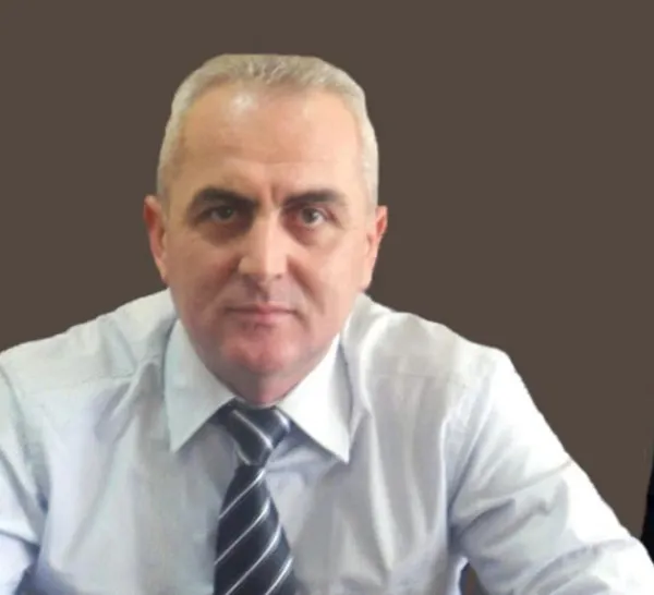 aydinda-28-subat-zihniyeti-yeniden-hortladi-basortulu-vatandaslara-kin-kusan-akademisyene-gozalti-1744180529044.jpg Aydın'da 28 Şubat zihniyeti yeniden hortladı: Başörtülü vatandaşlara kin kusan akademisyene gözaltı!