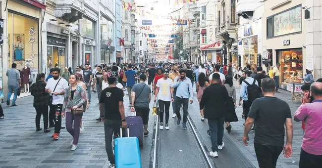 Bankacılıkta yeni dönem başlıyor! Anne kızlık soyadı tarihe karışıyor