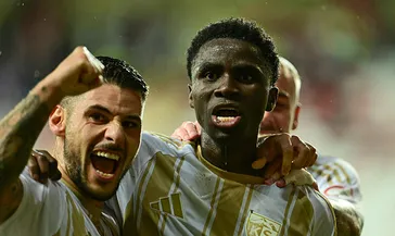 Kayserispor, Antalyaspor’u farklı geçti