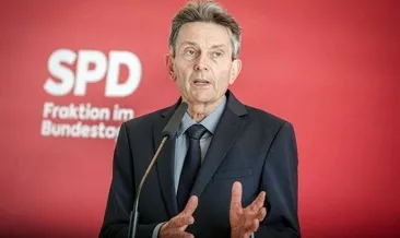 Mützenich’ten bölünme uyarısı