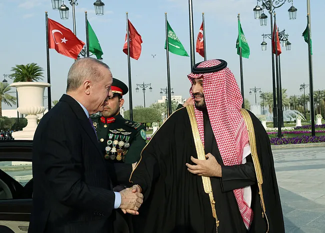 Başkan Erdoğan'dan ABD-İran gerilimi mesajı: Kolaylaştırıcı rol üstlenmeye hazırız