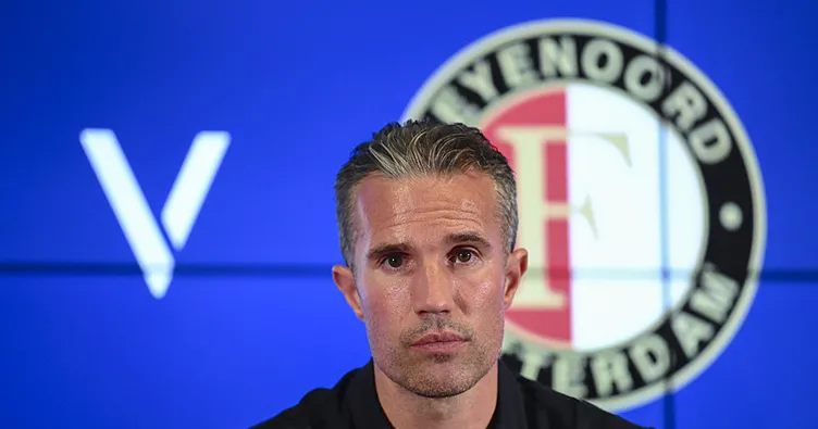 Robin van Persie’den Fenerbahçe açıklaması: Ölü toplardan iyi pozisyonlar ürettiler