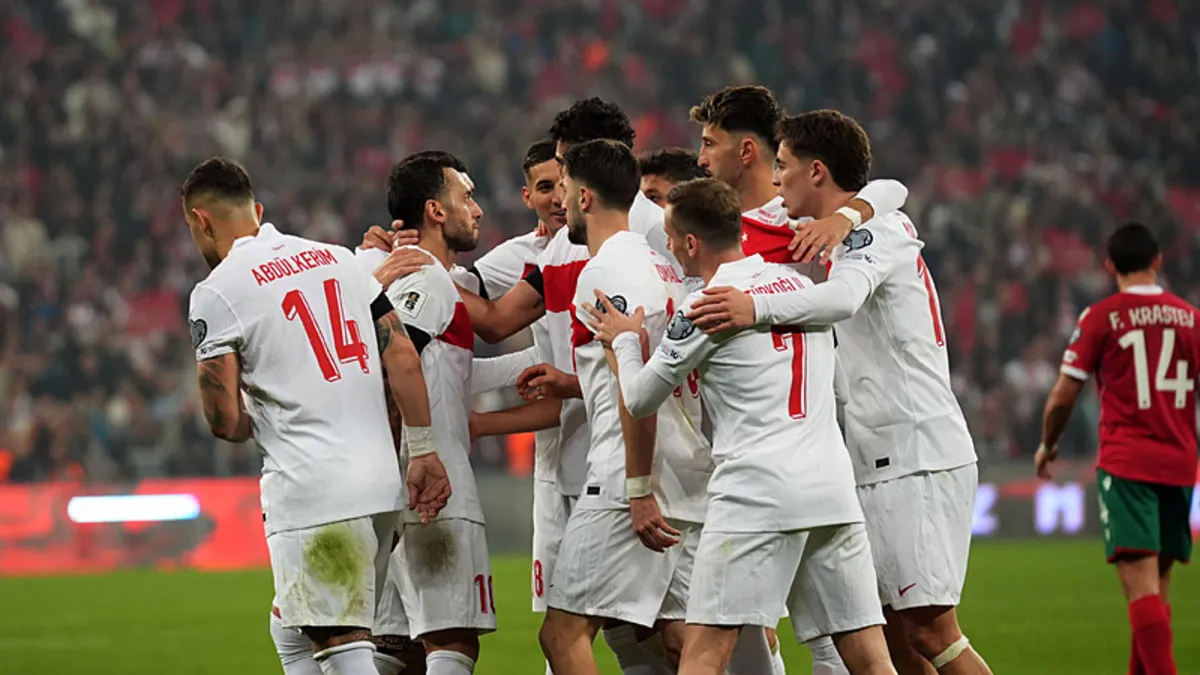 A Milli Takım’a İspanya maçı öncesi uyarı! “Öfkeli değil, akıllı oynamalıyız” – Galeri A Milli Takım’a İspanya maçı öncesi uyarı! “Öfkeli değil, akıllı oynamalıyız” – Galeri