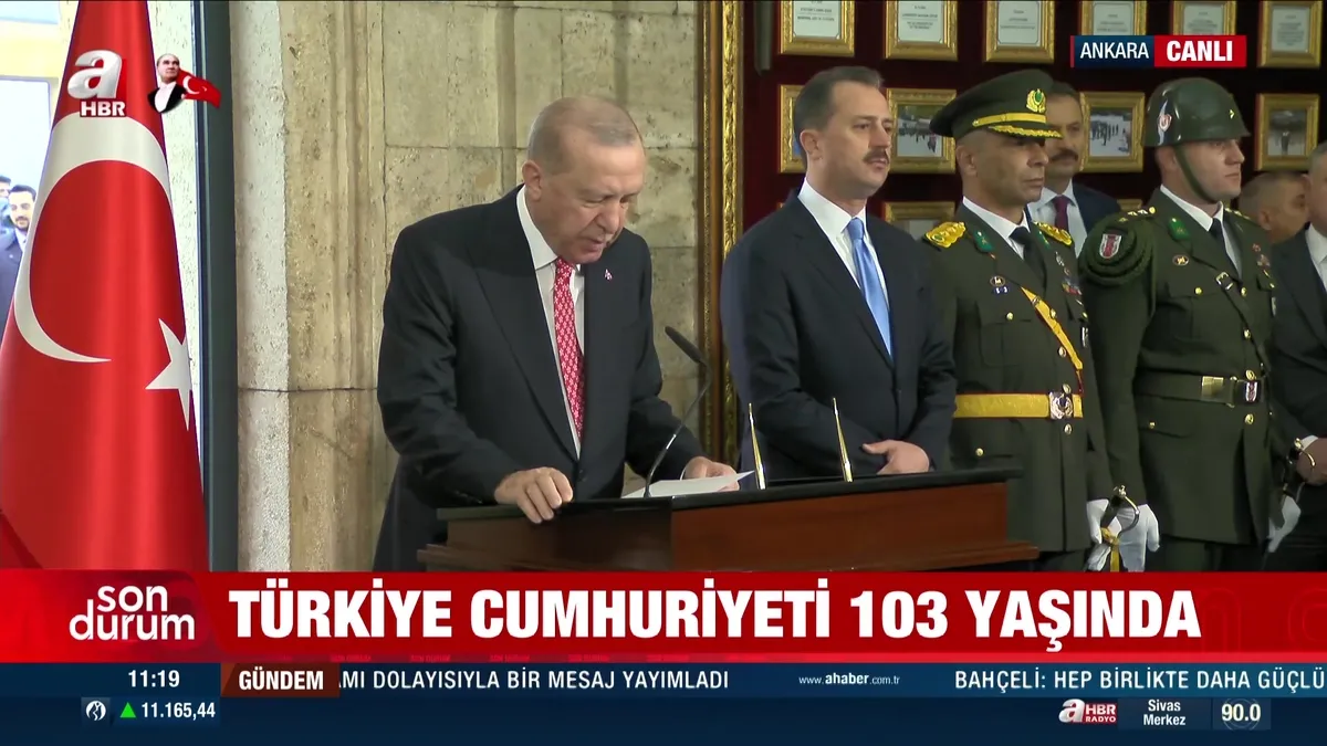 Anıtkabir Özel Defteri'ni imzalayan Başkan Erdoğan kısa bir konuşma yaptı | Video