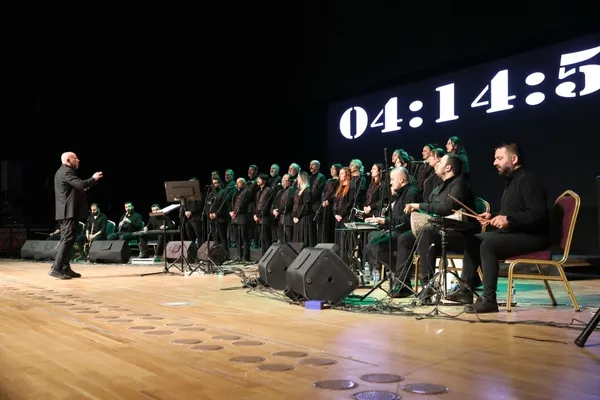 antakya-medeniyetler-korosu-ayni-aciyi-yasayan-diyarbakirda-konser-verdi-1707821791973.jpg
