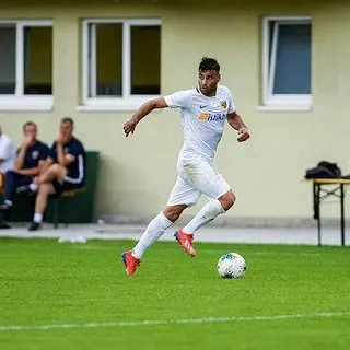 Fenerbahçe'nin ilgilendiği Deniz Türüç, Galatasaray'ı istiyor