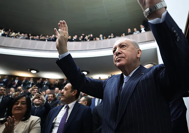 son-dakika-baskan-erdogandan-ak-parti-grup-toplantisinda-onemli-mesajlar-2026-ulkemiz-icin-reform-yili-olacak-1767781267397.jpeg SON DAKİKA | Başkan Erdoğan'dan AK Parti Grup Toplantısı'nda önemli mesajlar: 2026 ülkemiz için reform yılı olacak