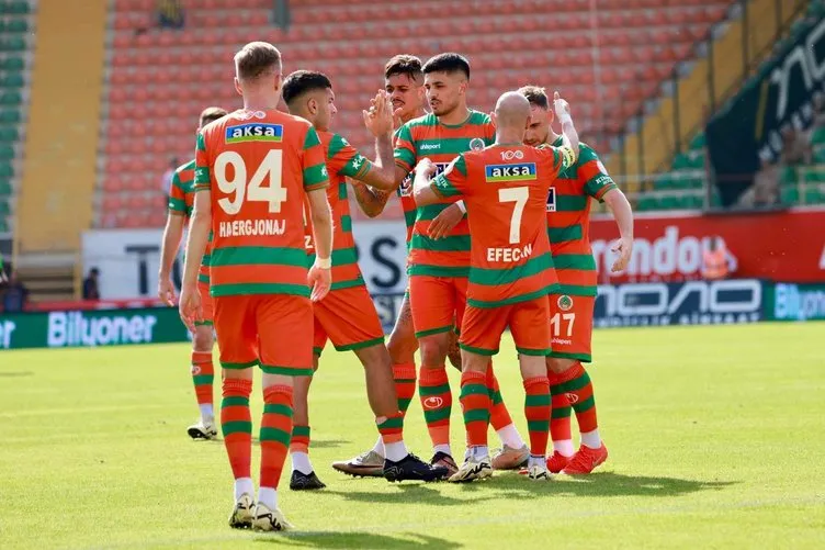 SON DAKİKA HABERİ: Kulüplerin harcama limitleri açıklandı! İşte takım takım o liste...