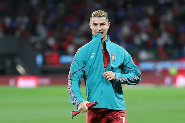 cristiano-ronaldo-milli-takimi-birakmadigini-duyurdu-1791319871218.jpeg