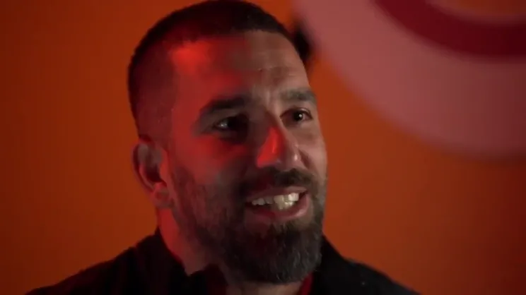 Galatasaray Arda Turan'ı böyle duyurdu!