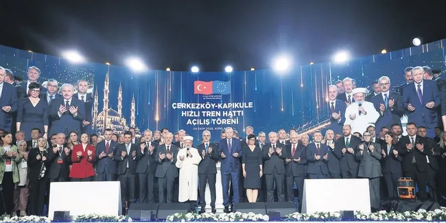 halkali-kapikule-hattiyla-anadolu-avrupaya-baglandi-1791579037221.jpeg