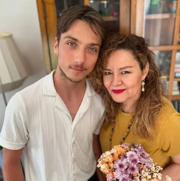 Çocuklar Duymasın’ın Beton Orçun’u 21 yaşına geldi! Dominant Teyze ile son fotoğrafı şoke etti: Bu nasıl değişim...