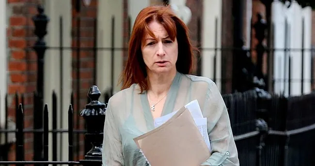 AP milletvekili Daly’den Leyen’e sert ‘İsrail’ tepkisi: Çeneni kapat! AP milletvekili Daly’den Leyen’e sert ‘İsrail’ tepkisi: Çeneni kapat!