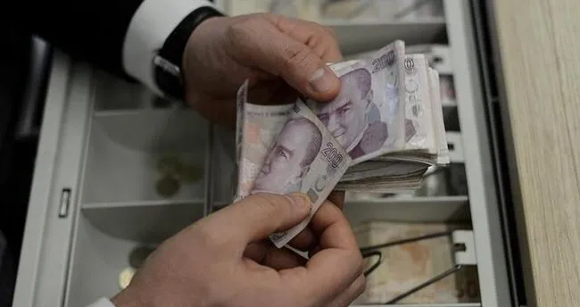 EMEKLİ BAYRAM İKRAMİYESİ ÖDEME TAKVİMİ 4A, 4B, 4C 2025 || Emekli bayram ikramiyesi yattı mı, ne zaman yatacak?
