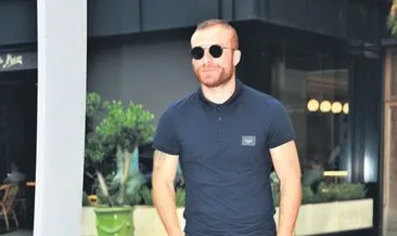 Dostlarla akşam yemeği