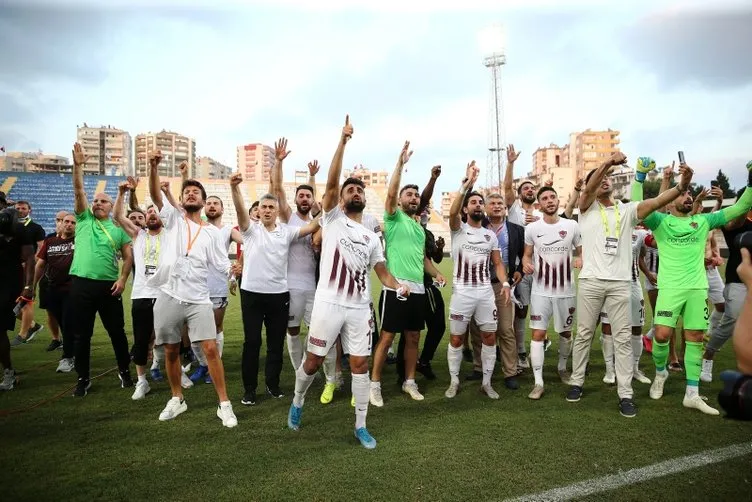 Hatayspor’un şampiyonluğu kentte coşkuyla kutlandı