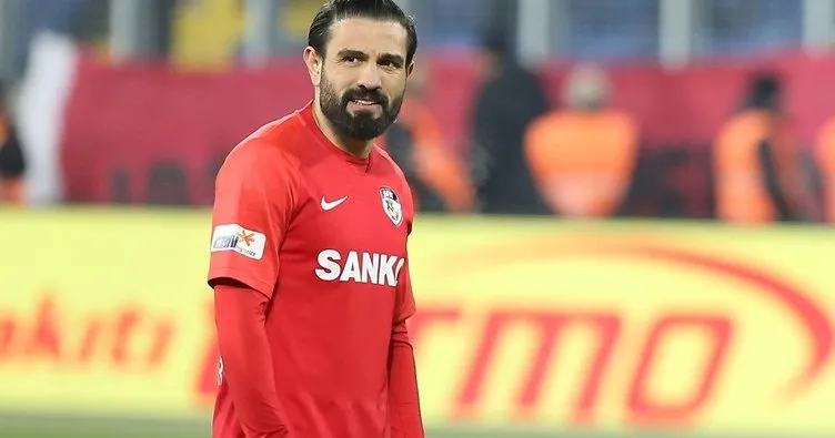 Gaziantep FK oyuncusu Kenan Özer’den VAR isyanı